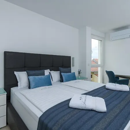 Ma Luxury - Pula Istria Apartment *