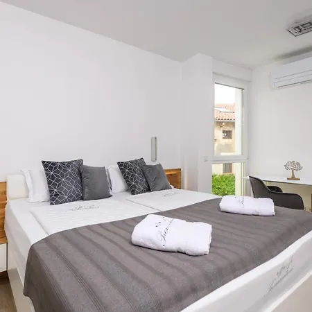 Ma Luxury - Pula Istria شقة *