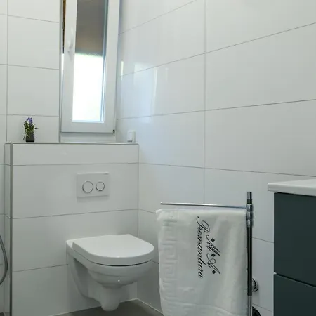 Ma Luxury - Pula Istria بريمونتيرا
